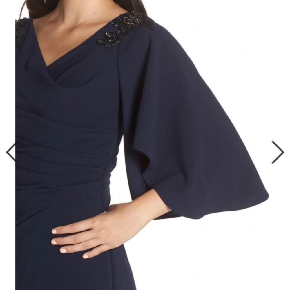 NWT Navy Size 2 Adrianna Papell formal gown